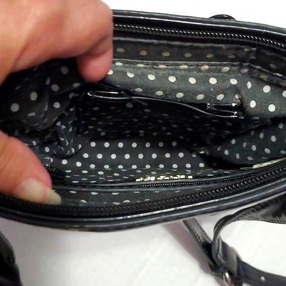 Lulu by Lulu Guinness Fun Graphic London Crossbody Bag - Picture 7 of 9